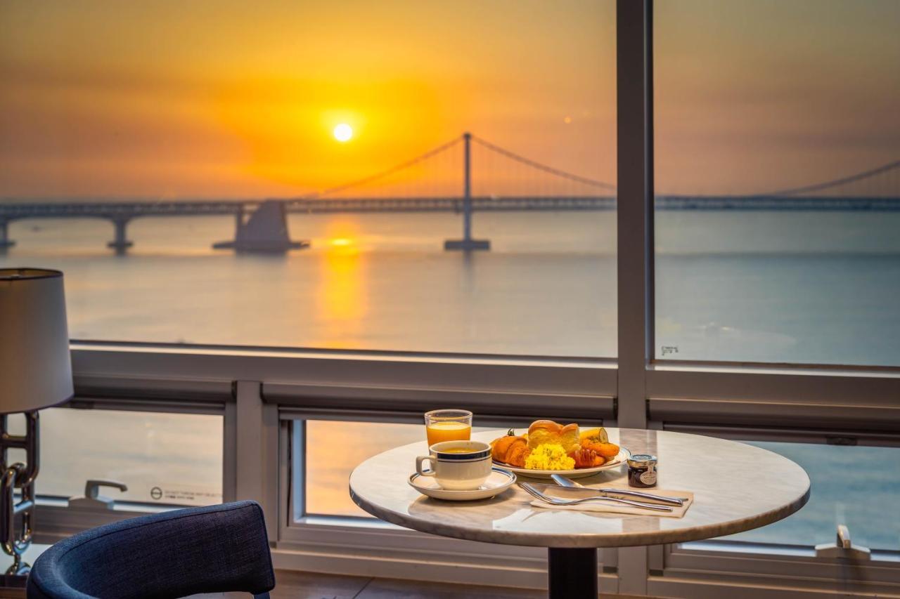 Kent Hotel Gwangalli by Kensington Busan Bagian luar foto