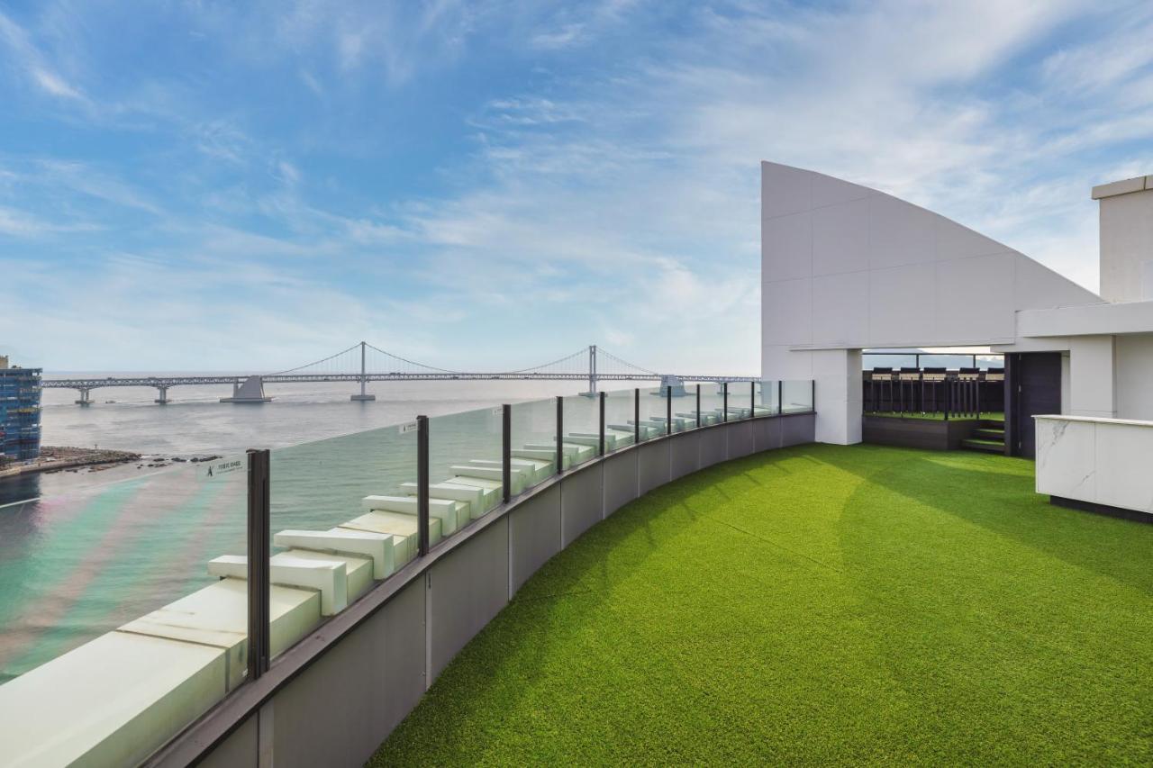 Kent Hotel Gwangalli by Kensington Busan Bagian luar foto