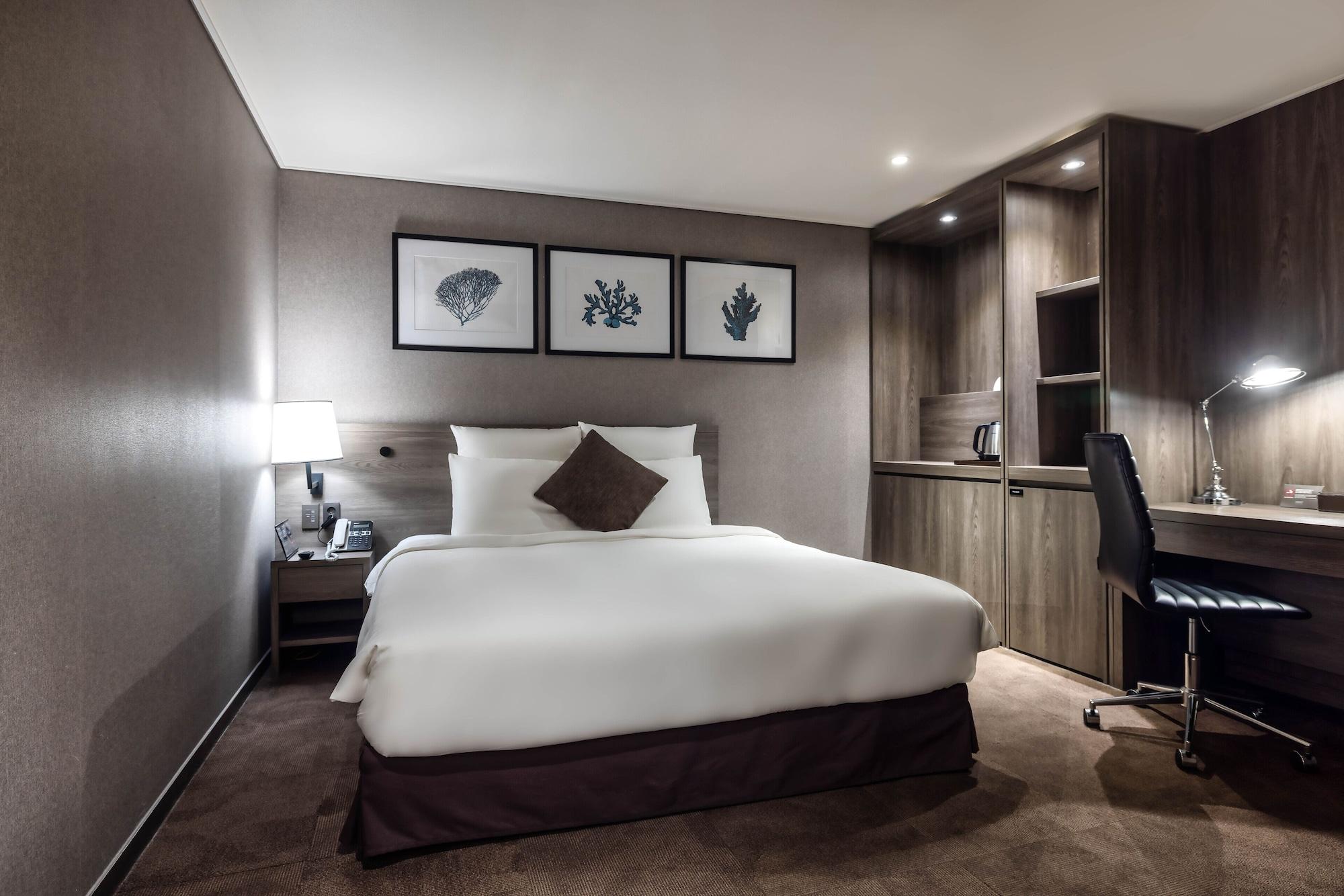 Kent Hotel Gwangalli by Kensington Busan Bagian luar foto