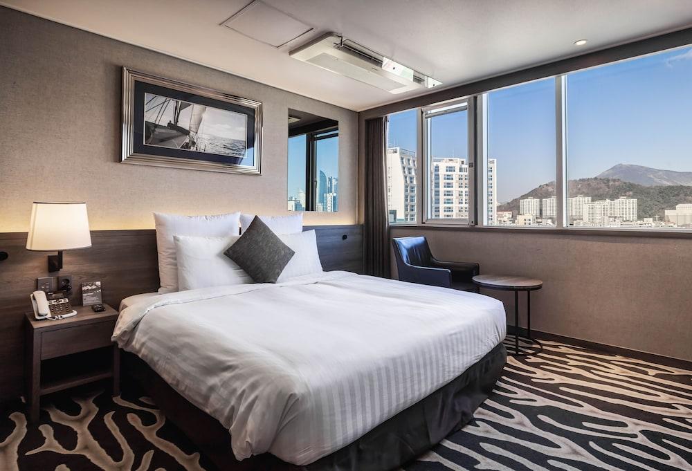 Kent Hotel Gwangalli by Kensington Busan Bagian luar foto